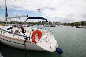 SportYacht.hu - Bavaria 44